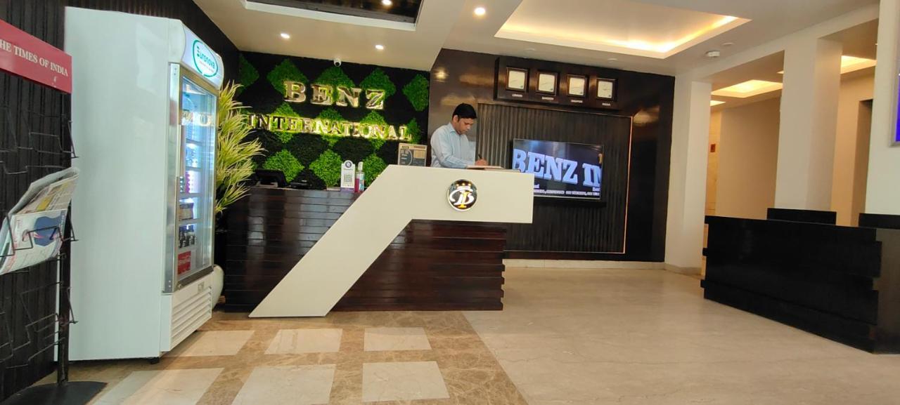Hotel Benz International Delhi  Exterior photo