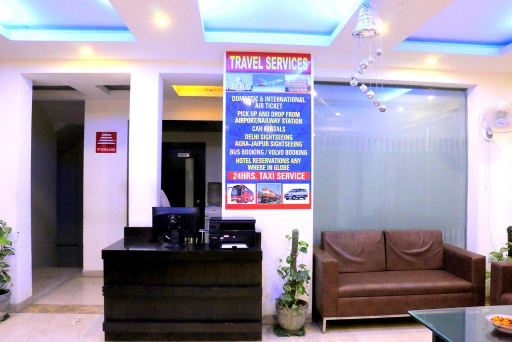 Hotel Benz International Delhi  Exterior photo
